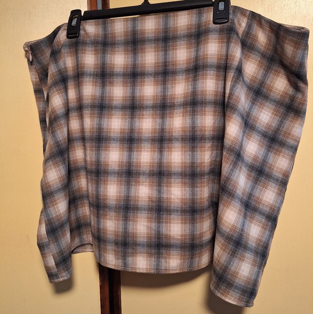 Old Navy Tan and Gray Plaid Shirt